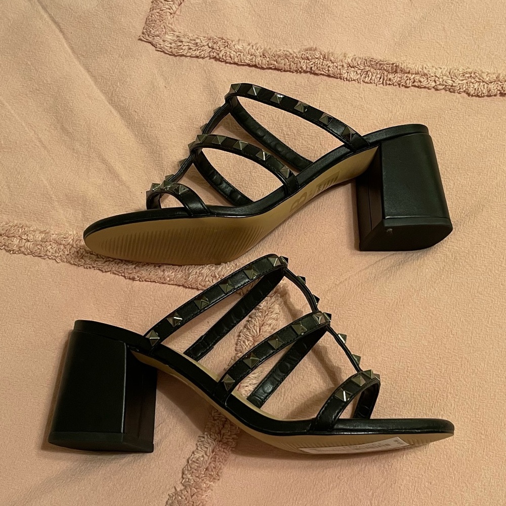 NEW Gianni Bini studded heels size 7